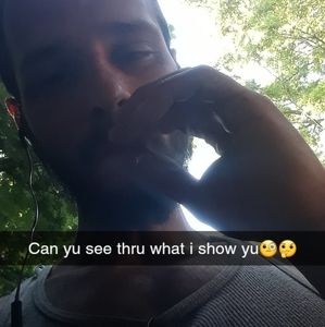 Meet your Posher, Leon